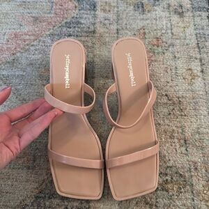 Jeffrey Campbell nude block heels
